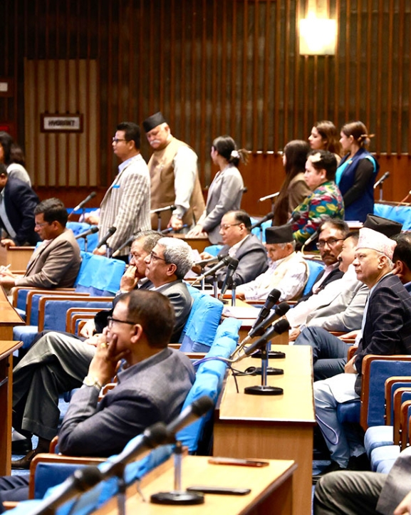 ‘मान, पदवीका लागि विनियोजन गरिएको बजेट कटौती गरी शिक्षा र स्वास्थ्यमा खर्च गरौँ’