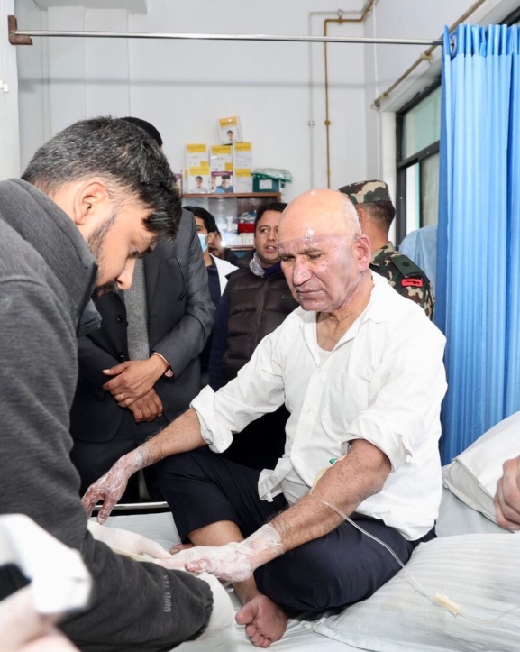 अर्थमन्त्री पौडेल अस्पतालबाट डिस्चार्ज