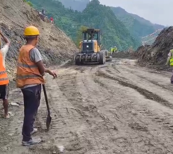 कृष्णभीरमा ग्यास बुलेट र हेभी सवारीका लागि सडक खुलाउने तयारी