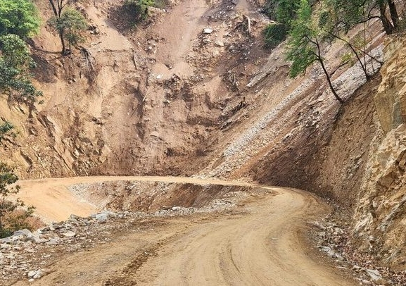 मकवानपुर–काठमाडौँ जोड्ने दुई सडक पुनः सञ्चालन