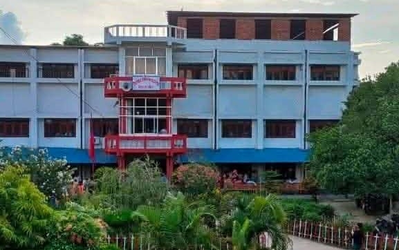 जिल्ला अदालत रौतहटका कर्मचारी ५० हजार घुससहित पक्राउ