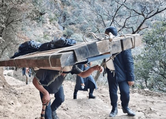 भरियाले धानेको खुम्बु क्षेत्रको ढुवानी