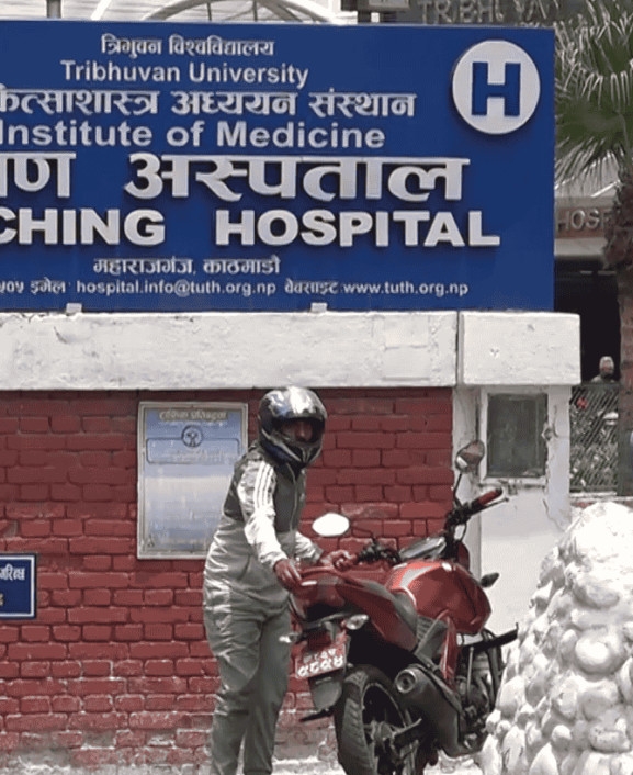 १२ दिनदेखि त्रिवि शिक्षण अस्पतालको आइसियुमा वैद्य, स्वस्थ्य अवस्था सुधारोन्मुख