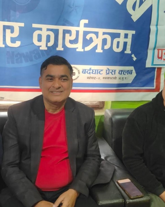 पुरानै ढर्राको राजनीति अब चल्दैन : खनाल