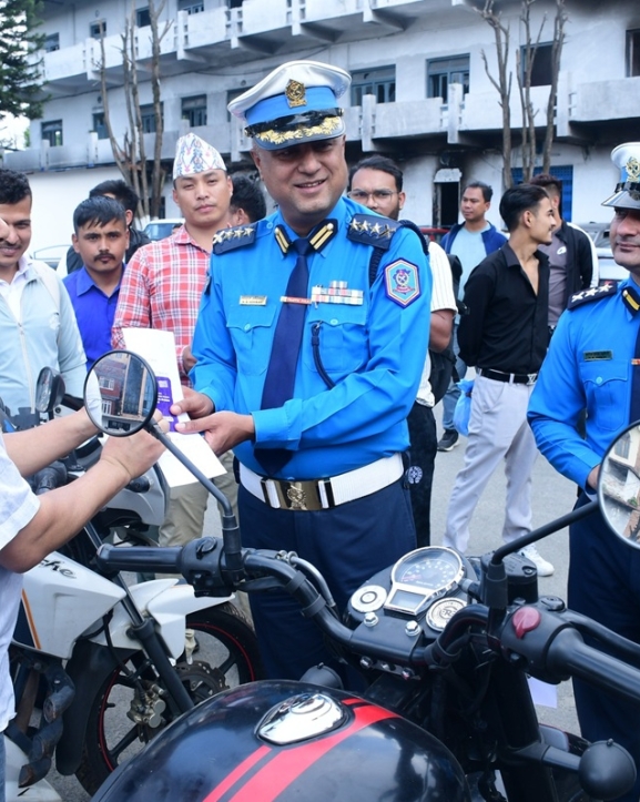ह्यान्डिल लकले मात्र सुरक्षित हुँदैनन् मोटरसाइकल