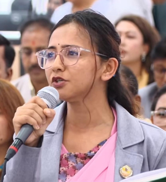 संविधानमा लेखिएको मौलिक हक र नागरिकले पाउने व्यवहारिक सेवामा यति दुरी किन ? : सांसद कार्की