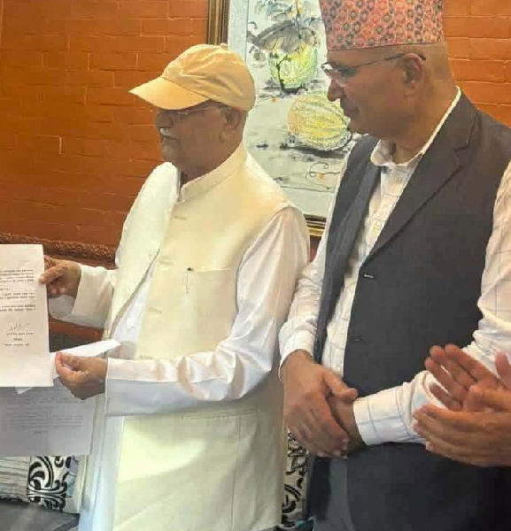 २४ महिनापछि दुई वाम एक ठाम
