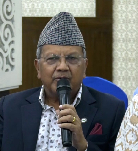 मुद्दा फिर्ता लिएर आपसी संवादबाट पार्टीभित्रको समस्या समाधान गर्न आग्रह