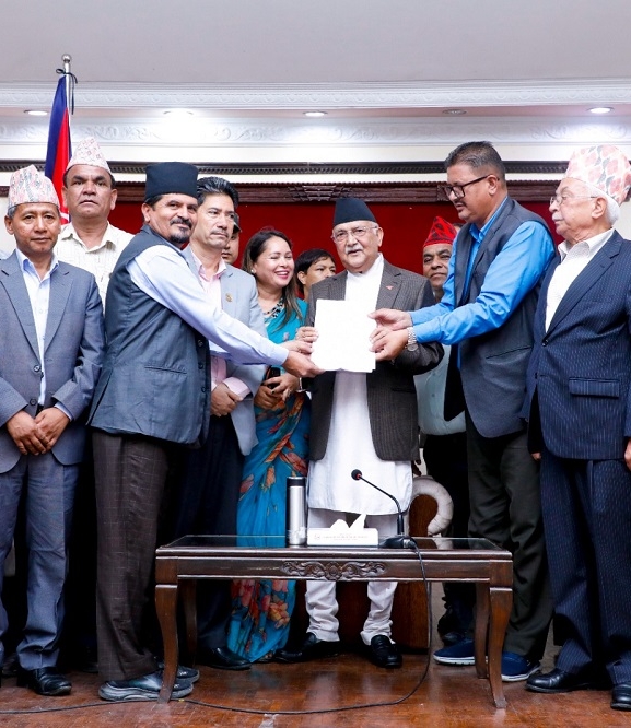 जाजरकोट भूकम्प प्रभावितलाई अनुदान रकम उपलब्ध गराउन प्रधानमन्त्रीलाई ज्ञापन