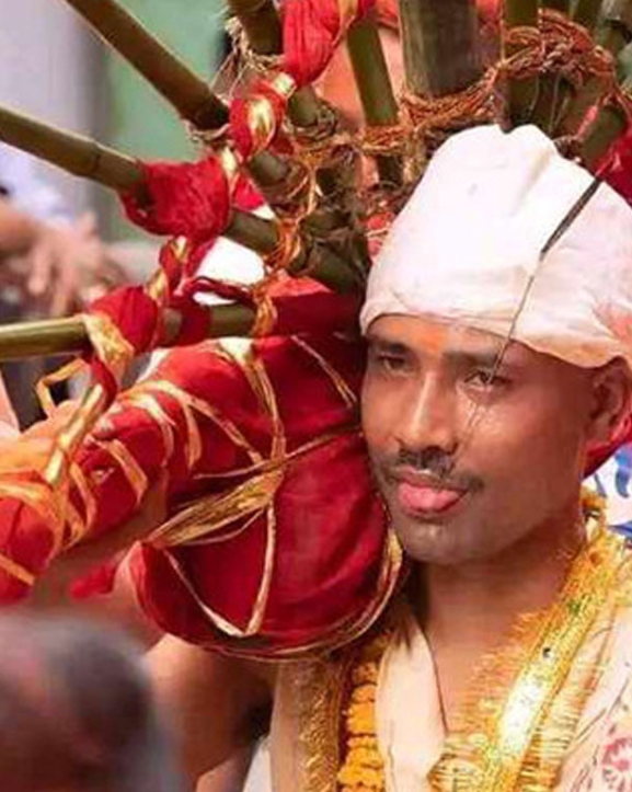 वैशाख २ गते बोडेका सुजनले तेस्रो पटक जिब्रो छेडेर जात्रा चलाउने
