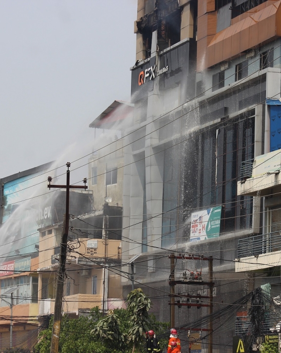 सेन्टर प्लाजामा भएको आगलागी नियन्त्रणमा