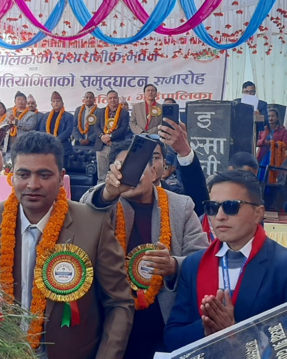 प्रचण्डद्वारा गुल्मीमा हेलीप्याड र पिस पार्कको उद्घाटन