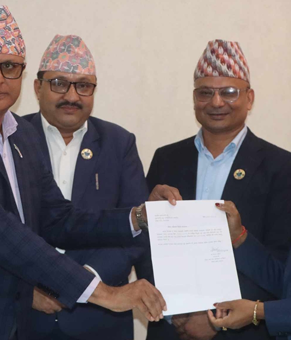 अब सबैतिर माओवादी प्रतिपक्ष