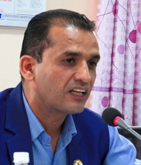 विद्युत् प्राधिकरणको नाफा–घाटाबारे तीन वटै पक्ष झिकाएर छलफल गर्न माओवादीको माग