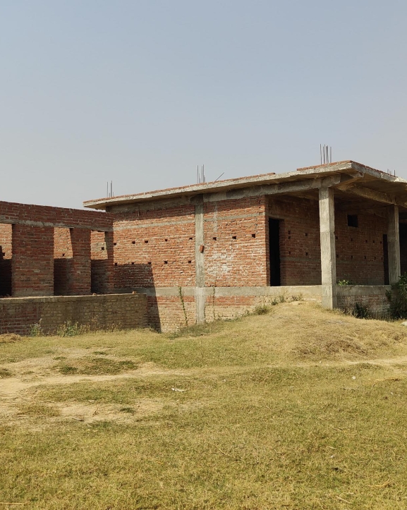 ३६ लाखमा बनेको विद्यालय भवन २ वर्षदेखि प्रयोगविहीन