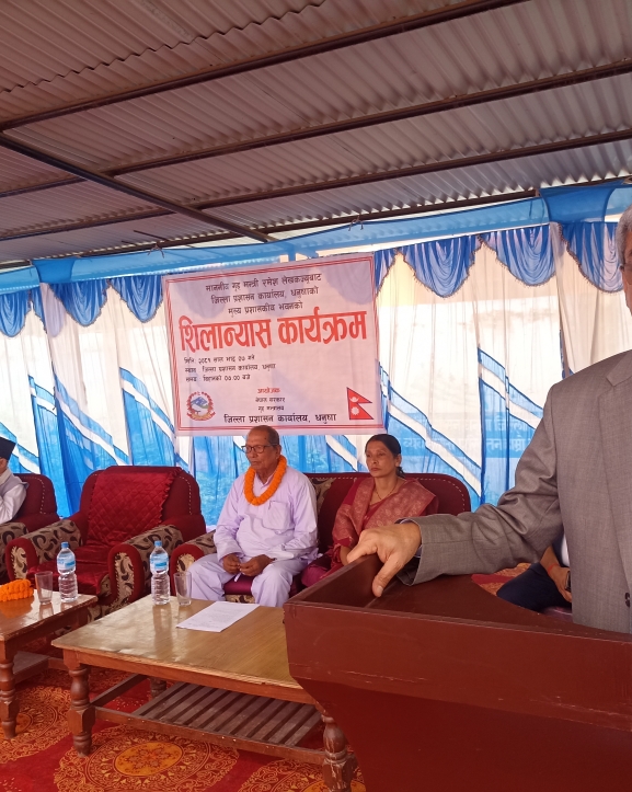 राजनीतिका स्थायित्व प्रदान गर्न अहिलेको सत्ता गठबन्धन बनेको हो : गृहमन्त्री लेखक