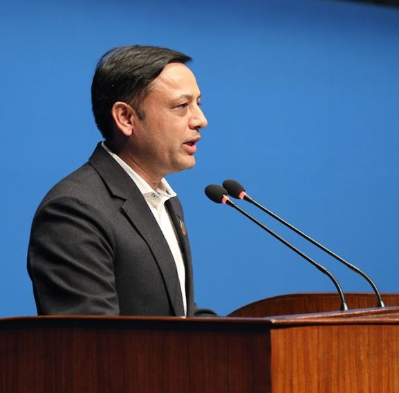 रवि लामिछानेमाथि प्रतिशोध साँधियो, यसको मूल्य सरकारले चुकाउनुपर्छ : डीपी अर्याल