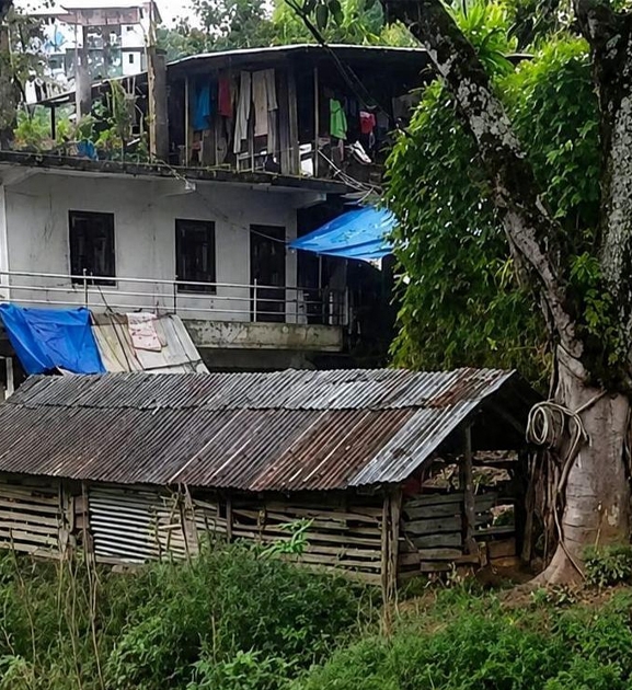 सार्वजनिक चौतारा अतिक्रमणको आरोप, सरकारी निकायमा उजुरी