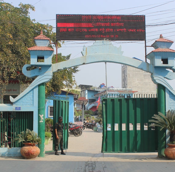 बटुवालाई प्यास मेटाउन मुस्किल, हराए सार्वजनिक धारा