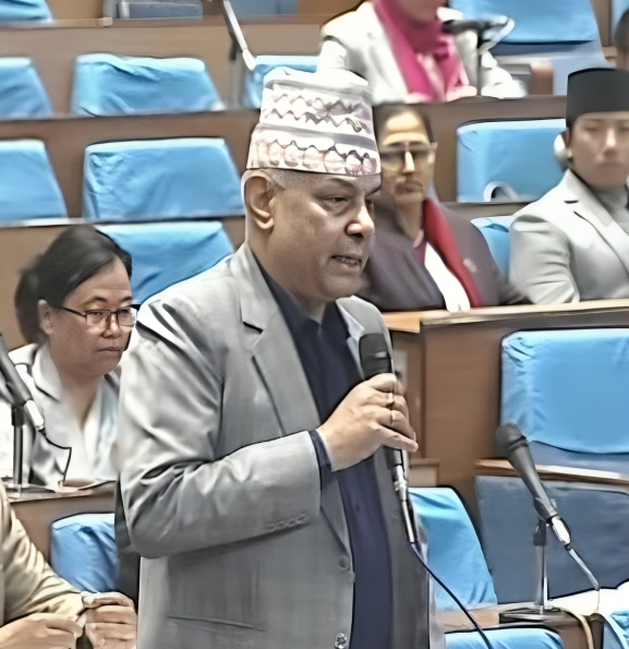 यौन व्यवसाय खुला गर्नुपर्छ भनेका सचेतक घिमिरेले मागे माफी