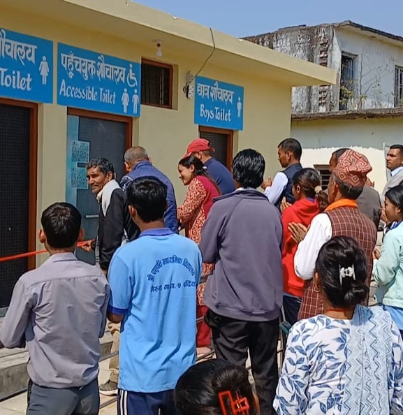 गेरुवाका ४ विद्यालयमा खानेपानी, सरसफाइ र स्वच्छता संरचना हस्तान्तरण