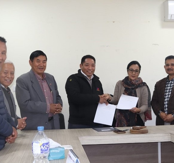 पर्वतारोहण संघका स्रोत सदस्यहरूका लागि ट्रेकिङ बीमा