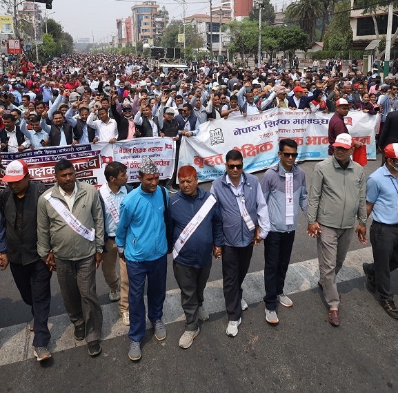 शिक्षक आन्दोलन : थपथपाउने सरकारको प्रयास, सरकार र सभामुखको कुरा बाझियो