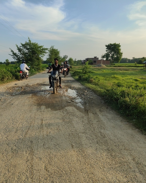 महेशपुर–भुताहा हाइवे जोड्ने सडक जीर्ण