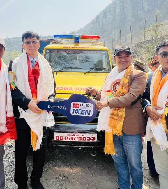 माथिल्लो त्रिशूली आयोजनाले गाउँपालिकालाई दियो एम्बुलेन्स 