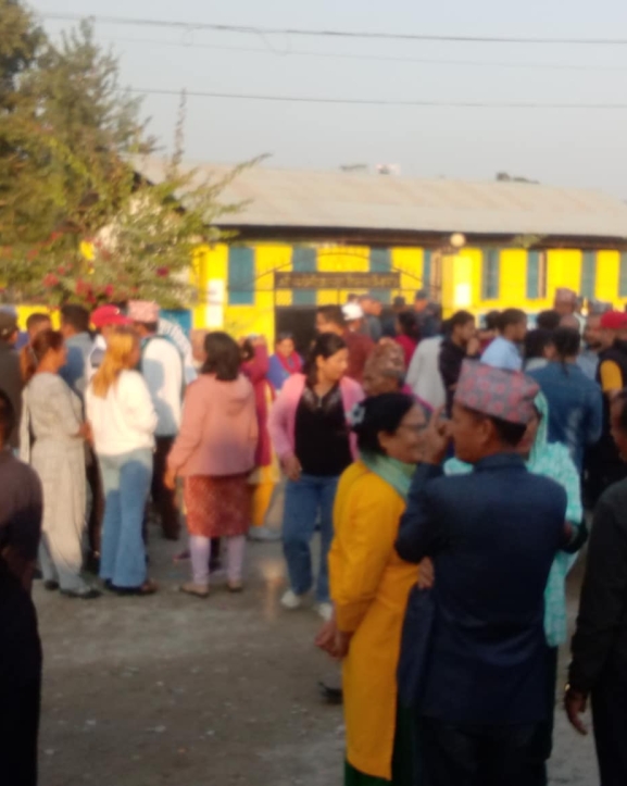 त्रियुगा १२ मा ६५.६७ र बेलका ९ मा ६०.१० प्रतिशत मत खस्यो