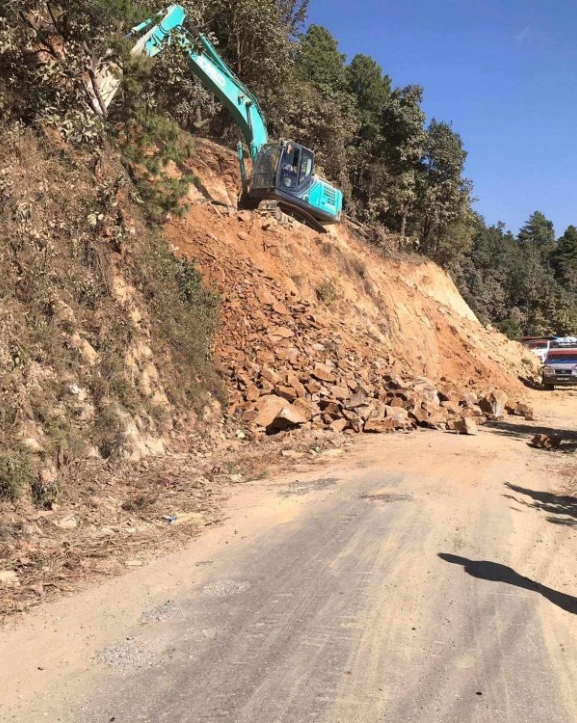 हेटौँडा-काठमाडौँ जोड्ने सबै सडकमार्ग सञ्चालन
