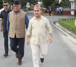 प्रधानमन्त्री शाह र कांग्रेस नेताहरूबीच भेटवार्ता