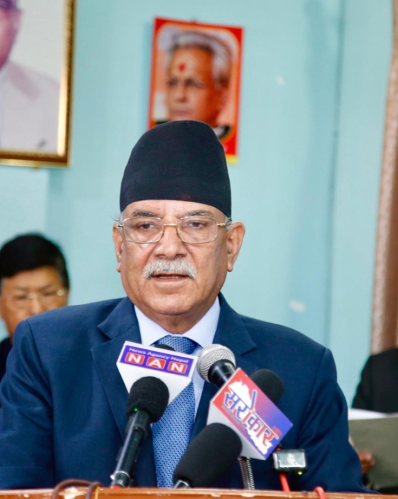 यथास्थिति भत्काएर रुपान्तरणसहित क्रान्तिलाई समाजवादी क्रान्तिमा लैजाँदै छौँः अध्यक्ष दाहाल
