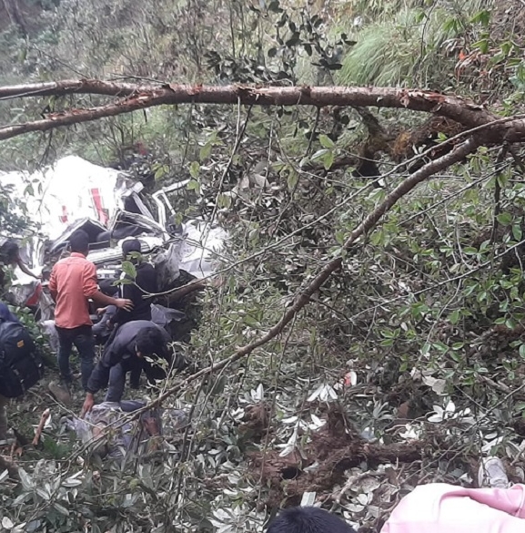 सवारी दुर्घटनामा एकै दिन ११ जनाको मृत्यु, ३२ घाइते