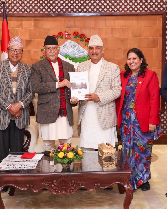 संस्कृत विश्वविद्यालयको जग्गा खोजबिन समितिको प्रतिवेदन हस्तान्तरण