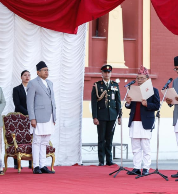 प्राध्यापक, सीआइबीका संस्थापक, लेखक र फुलब्राइट फेलोस बने नयाँ मन्त्री