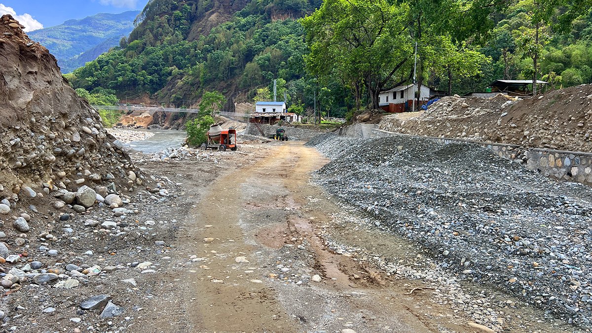 २० वर्षपछि सडक स्तरोन्नति