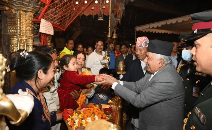 राष्ट्रपतिद्वारा सेतो मच्छेन्द्रनाथको दर्शन