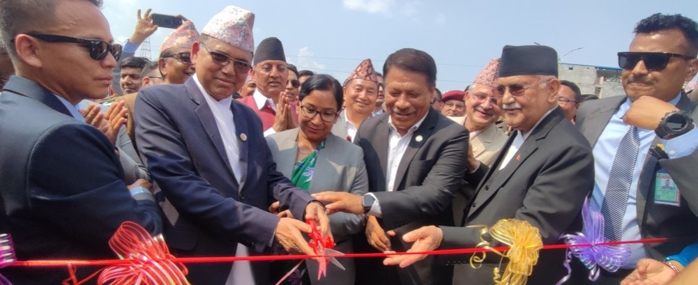 प्रधानमन्त्रीद्वारा भरतपुरको ६ लेन सडकको उद्‍घाटन