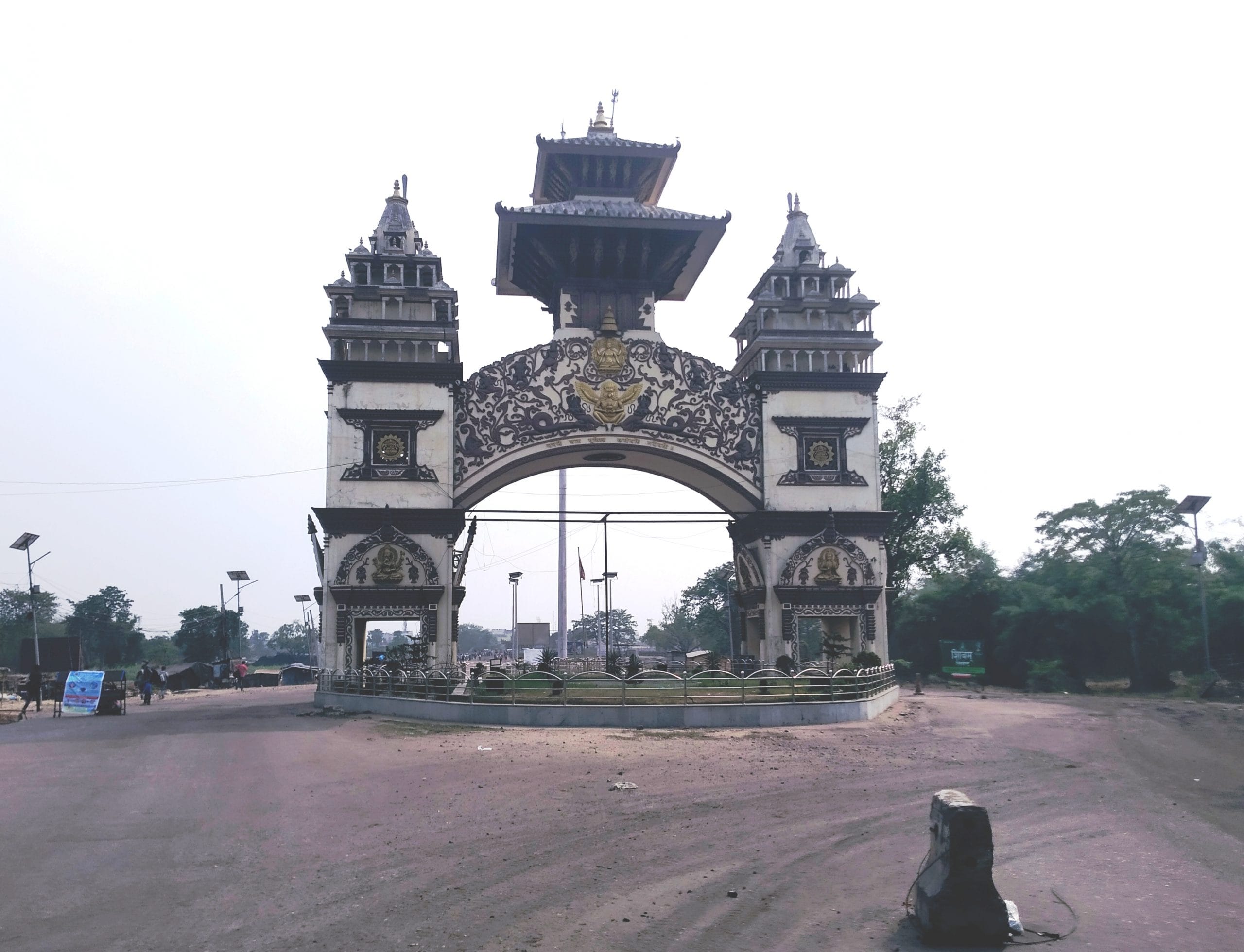 वीरगञ्जमा नयाँ वर्षको पूर्वसन्ध्यामा सुरु भयो ‘रात्रि बजार’