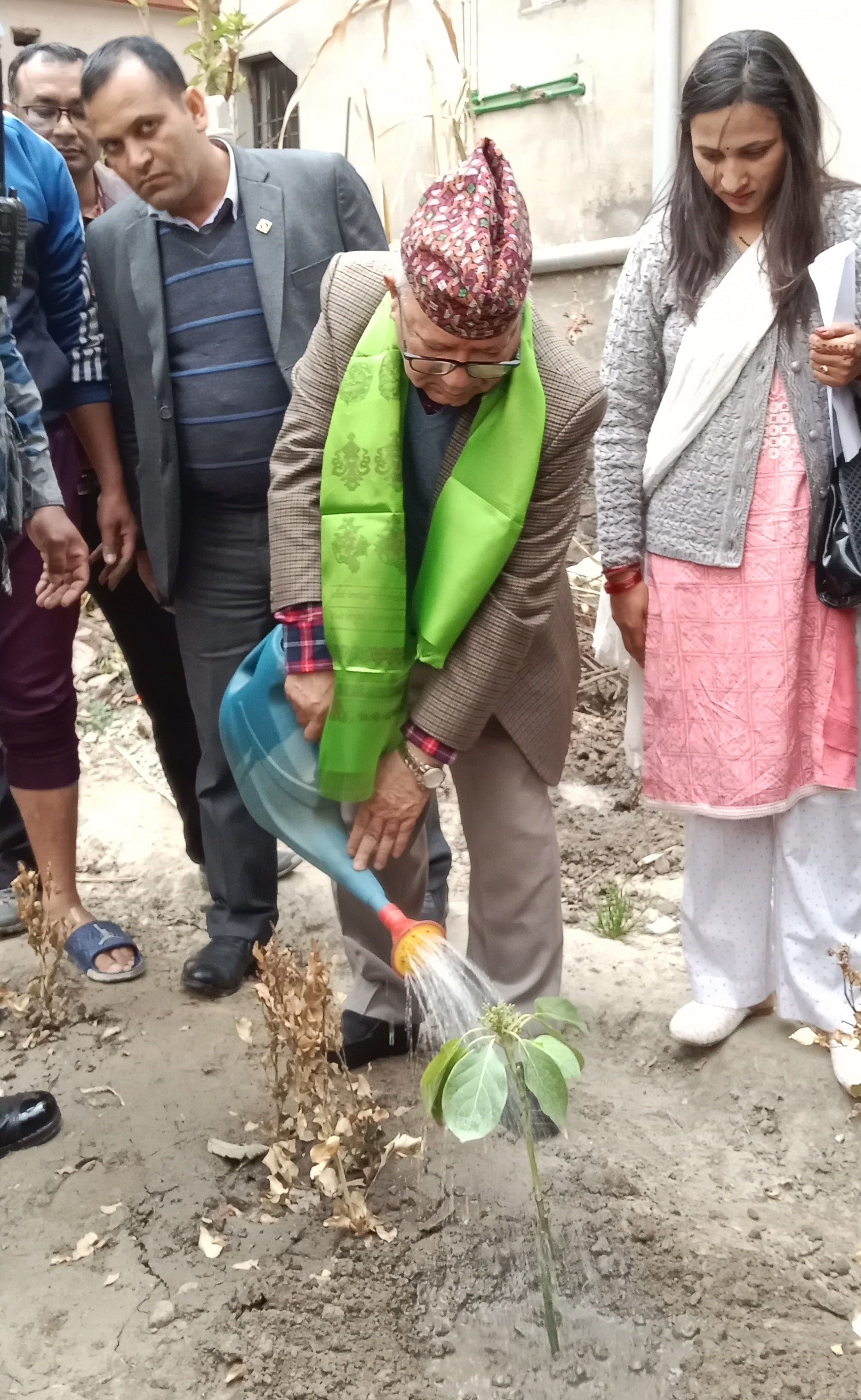 अब राजतन्त्र फर्किंदैनः नेपाल