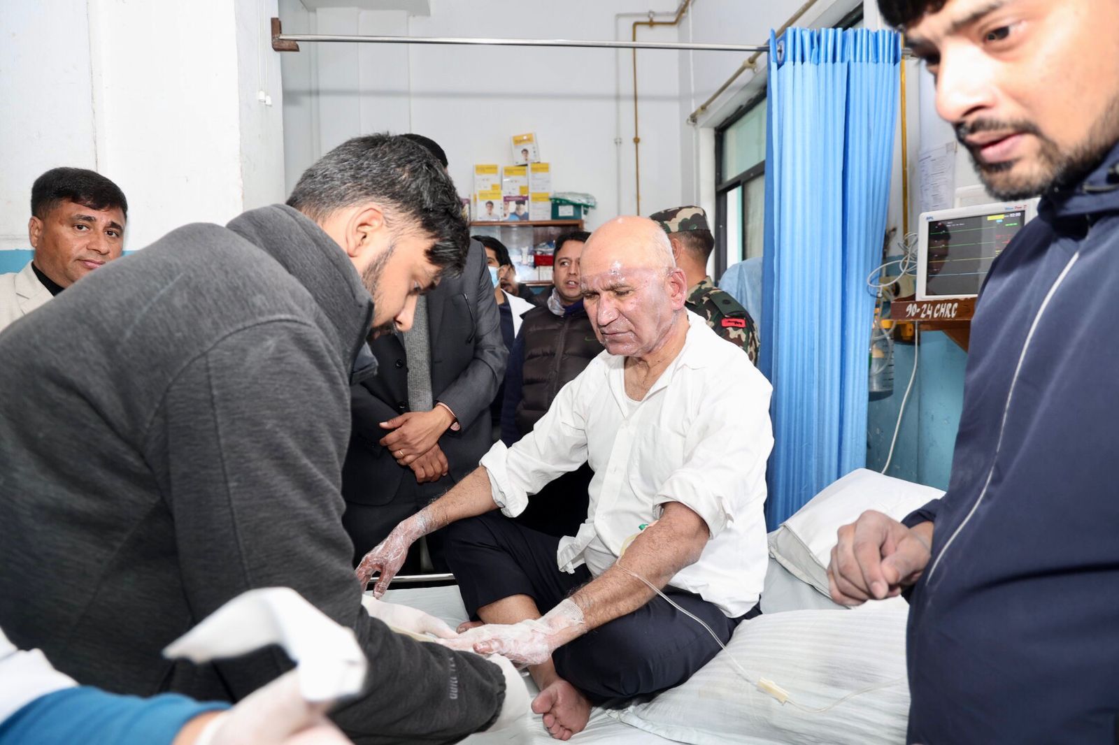 अर्थमन्त्री पौडेल अस्पतालबाट डिस्चार्ज