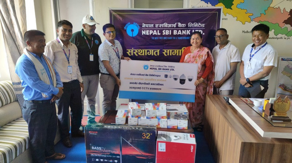 एसबिआईद्वारा चौदण्डीगढी नगरपालिकालाई सिसिटीभी प्रदान