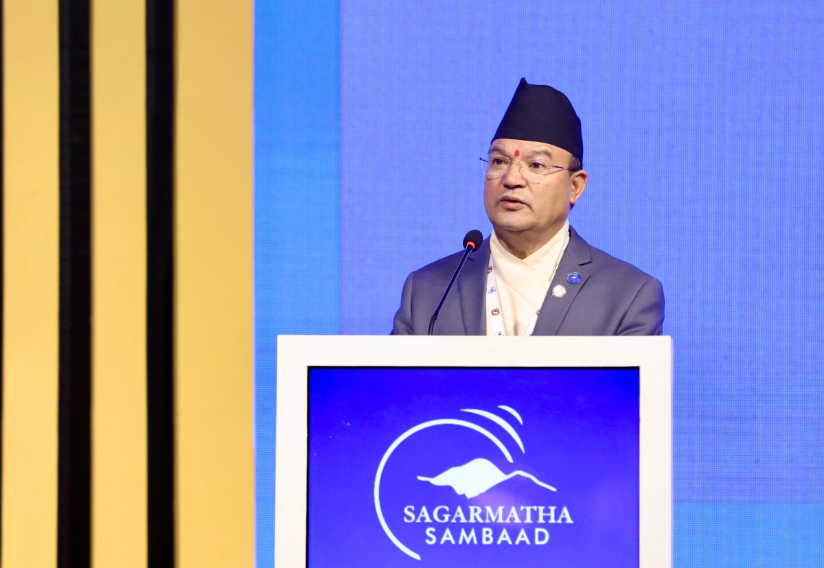 हिमालहरुको हेरचाहबाट नै मानवताको भविष्य निर्भर छ : वनमन्त्री ठकुरी