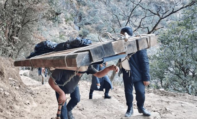 भरियाले धानेको खुम्बु क्षेत्रको ढुवानी
