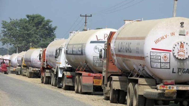 बुलेटमै थन्कियो ग्यास, उद्योगदेखि उपभोक्तासम्म प्रभावित