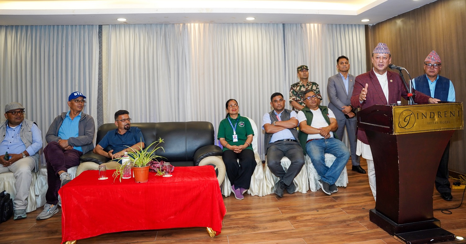 शिक्षकले उठाएका माग समाधानमा सरकार गम्भीर छ : ऊर्जामन्त्री खड्का