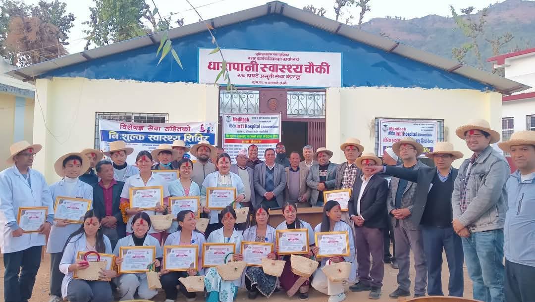 गाउँमा पुगेको निःशुल्क स्वास्थ्य शिविरमा ६ सय बढीको उपचार