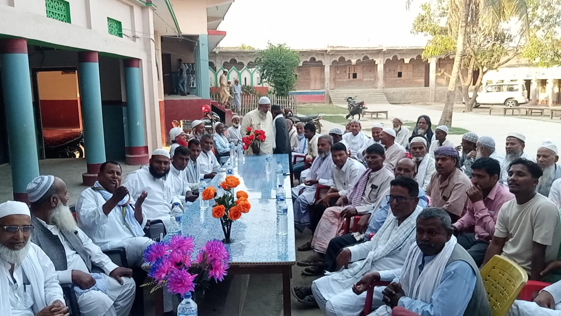 इदको अवसरमा शुभकामना आदान–प्रदान