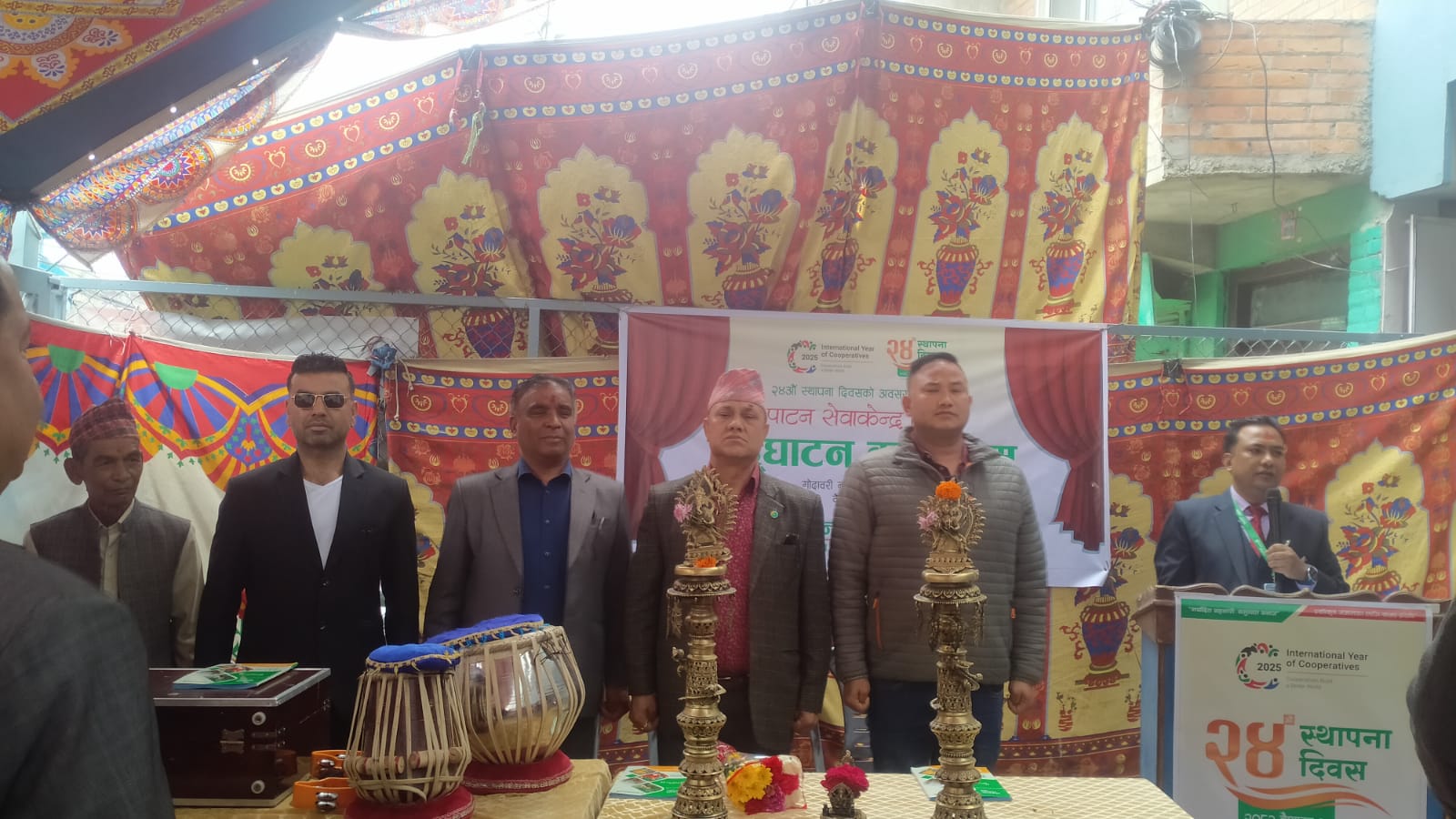 चन्द्रागिरि बचत तथा ऋण सहकारी संस्थाको सेवाकेन्द्र ठैबमा